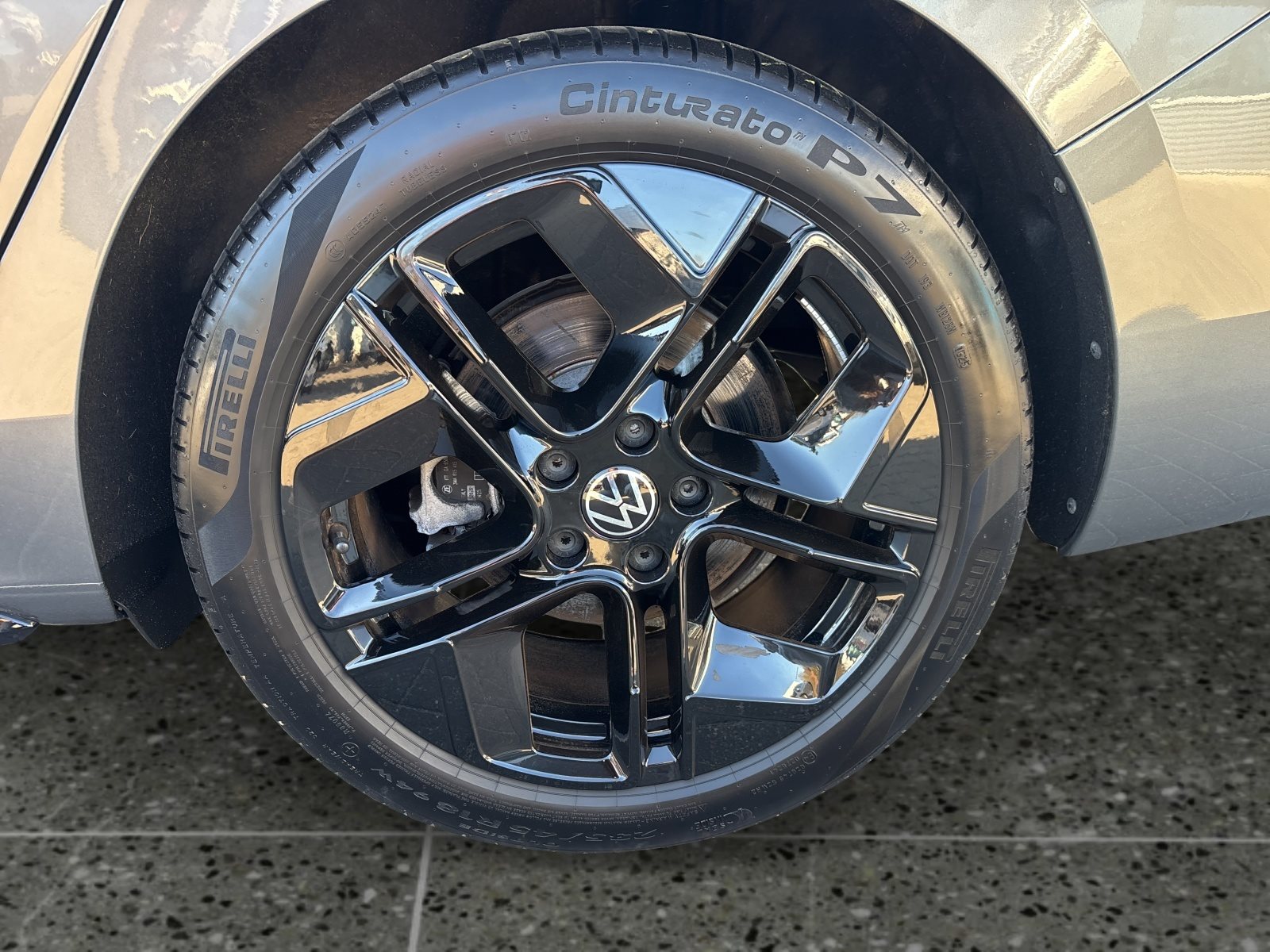 VW - Passat Variant 2.0 TDI R-Line DSG AHK LED ACC_4