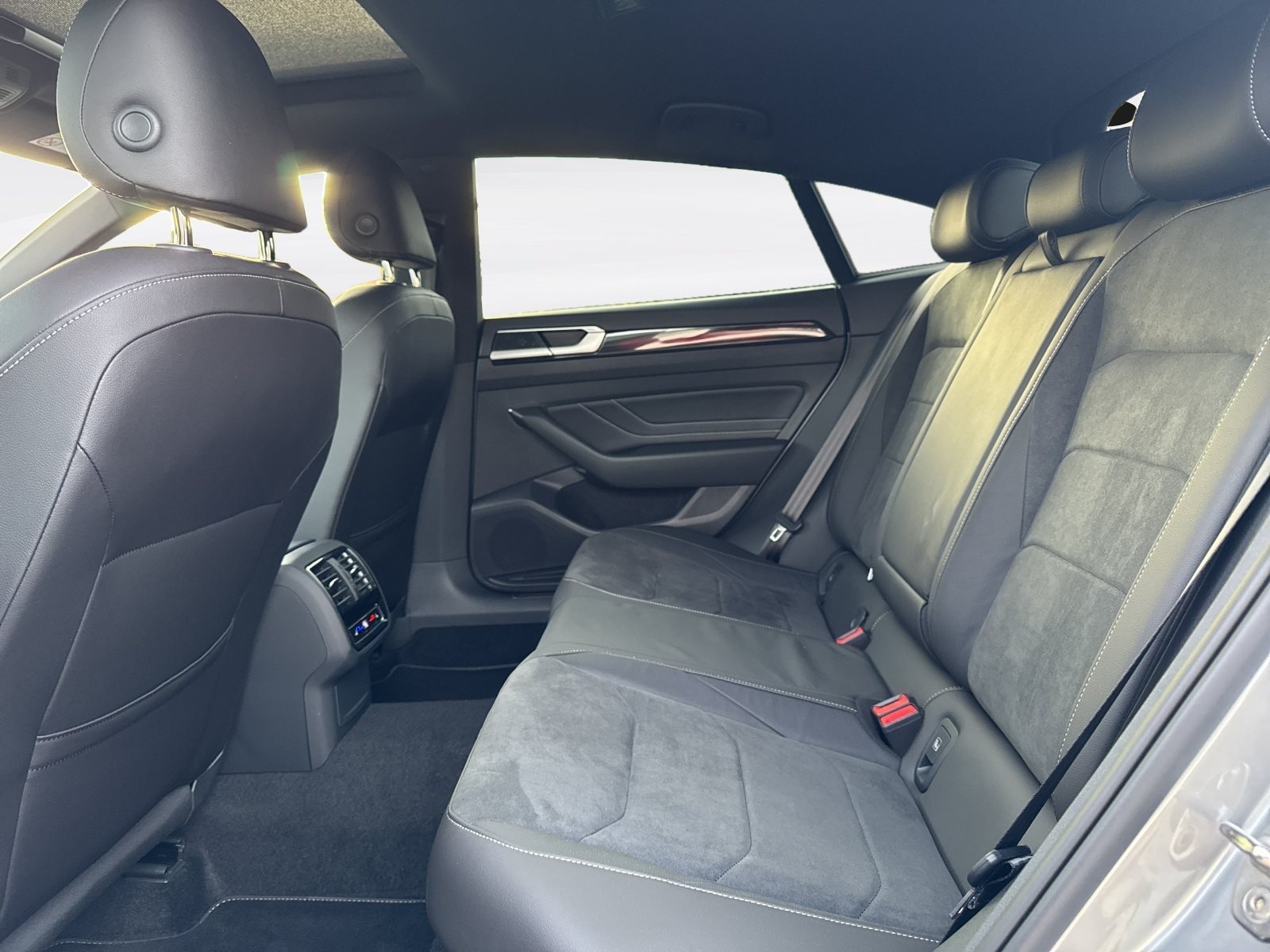 VW - Arteon 2.0 TDI R-Line DSG_2