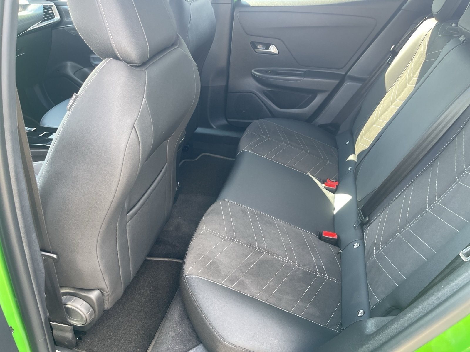 Opel - Mokka e Ultimate LED GRA_2