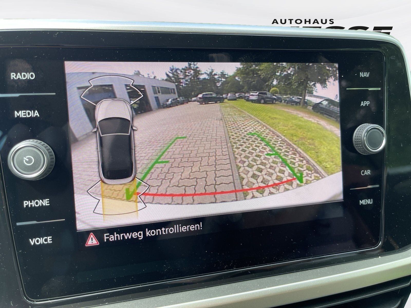 VW - T-Roc 1.5 TSI Move DSG AHK ACC Park Assist_5