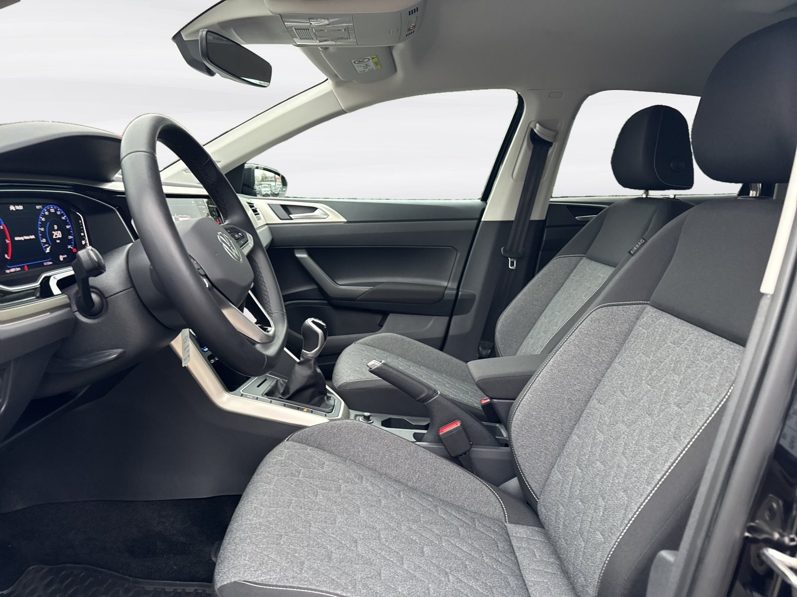 VW - Polo 1.0 Life LED ACC_10