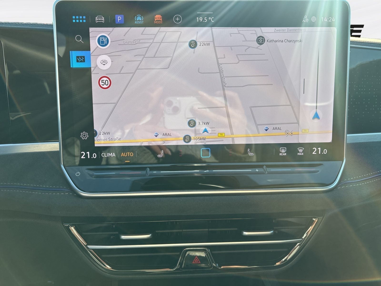 VW - Passat Variant 2.0 TDI R-Line DSG AHK LED ACC_19