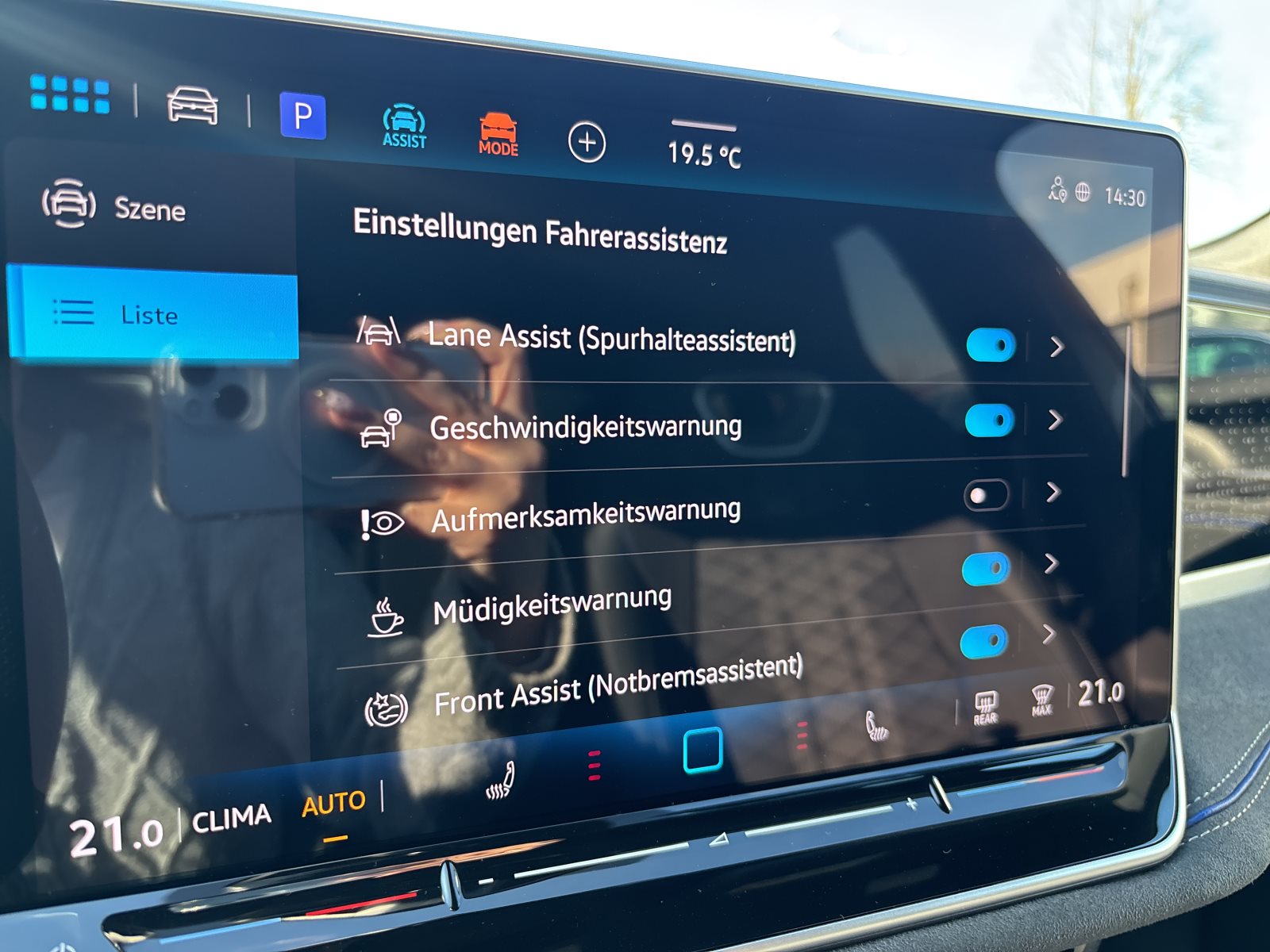 VW - Passat Variant 2.0 TDI R-Line DSG AHK LED ACC_10