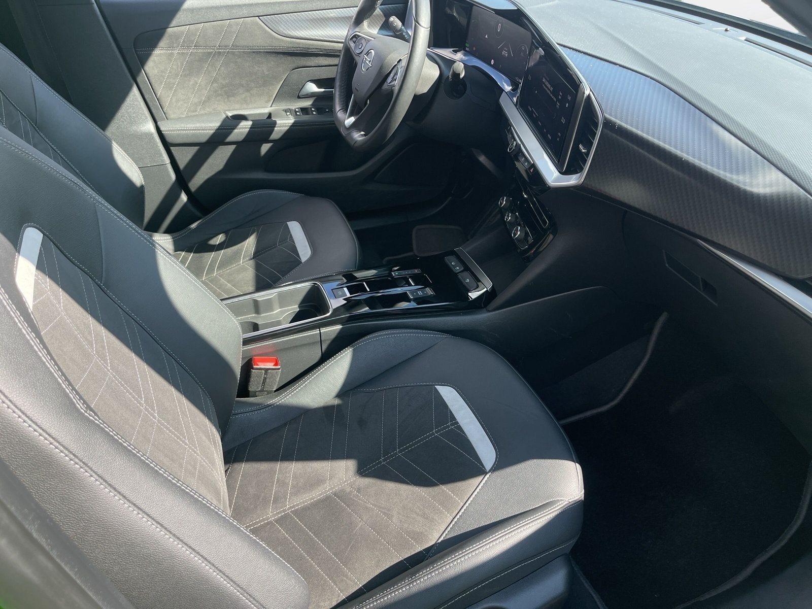 Opel - Mokka e Ultimate LED GRA_3