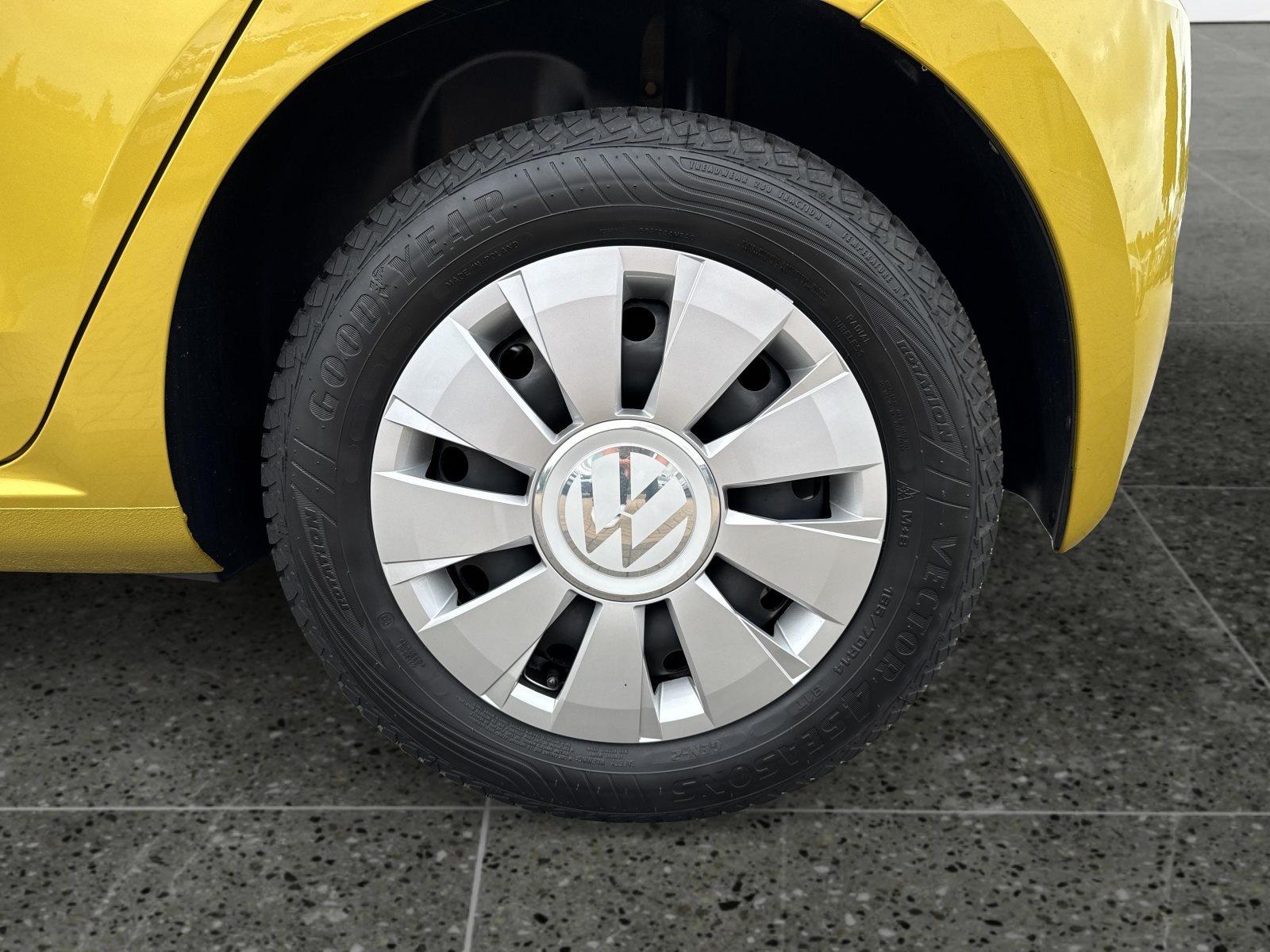 Fahrzeugbild_4