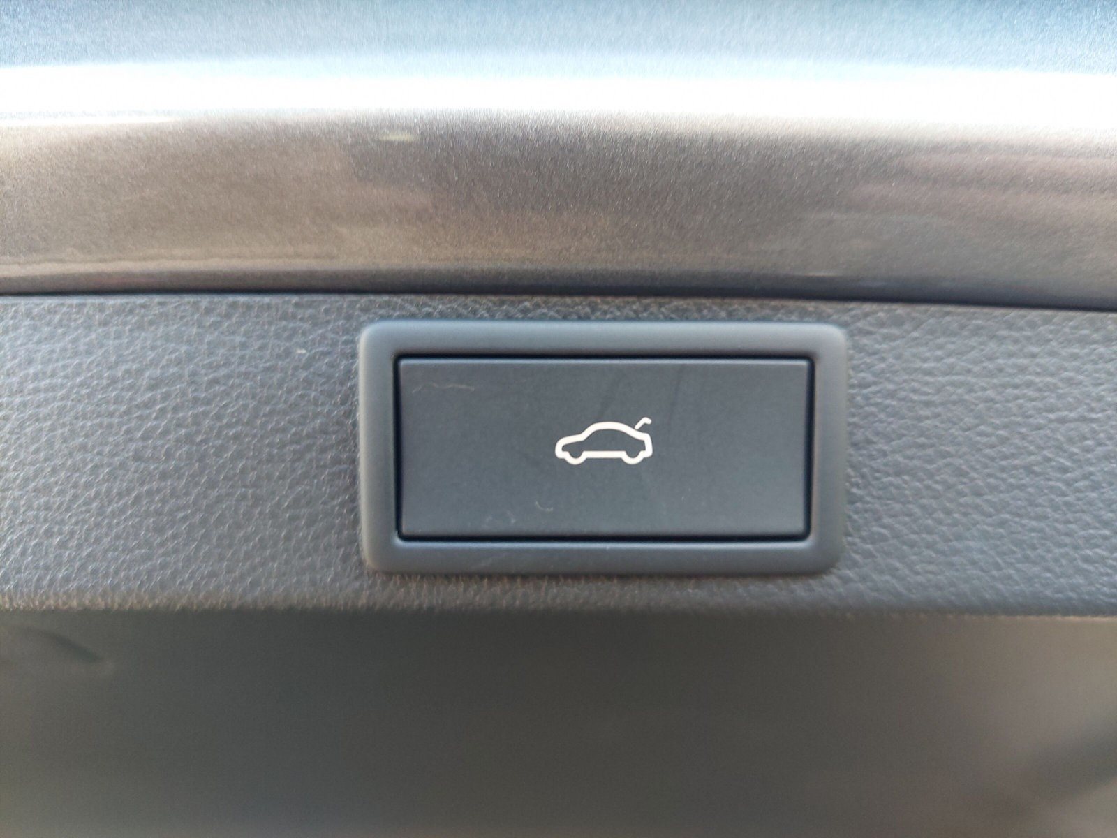 Skoda - Octavia Combi 1.5 TSI e-TEC Sportline DSG, 18 Alu, LED, Navi, Kamera, PSD, PLA, MFL,_6