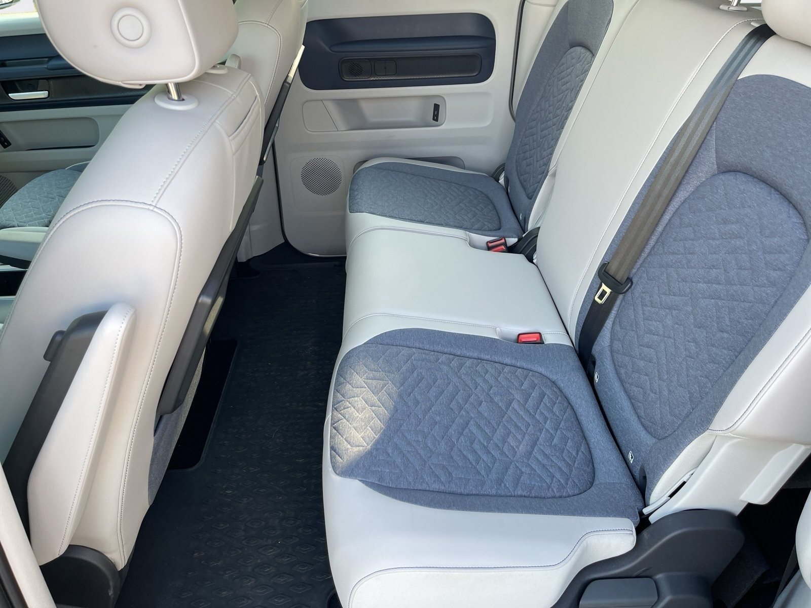 VW - ID. Buzz Bus 150 kW Pro_2