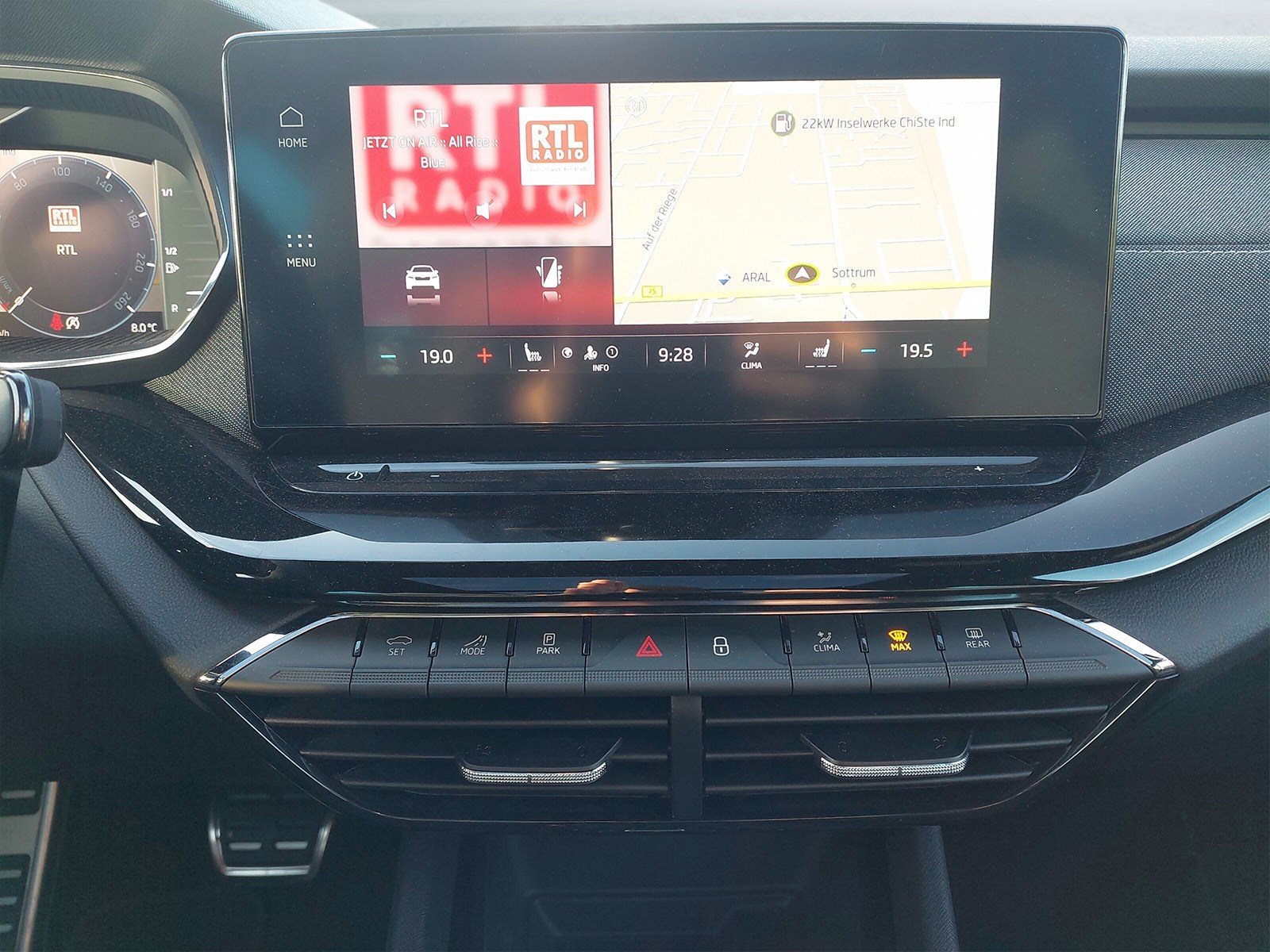 Skoda - Octavia Combi 1.5 TSI e-TEC Sportline DSG, 18 Alu, LED, Navi, Kamera, PSD, PLA, MFL,_13