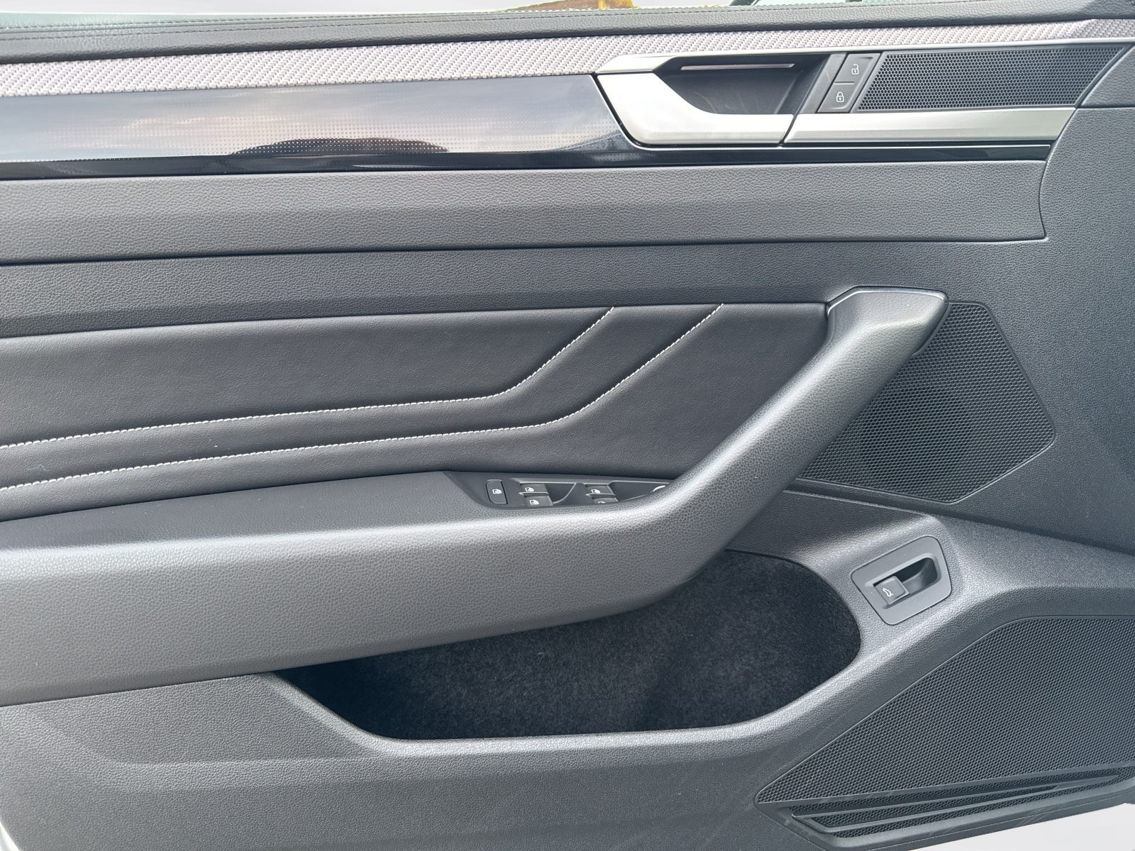 VW - Arteon 2.0 TDI R-Line DSG_16