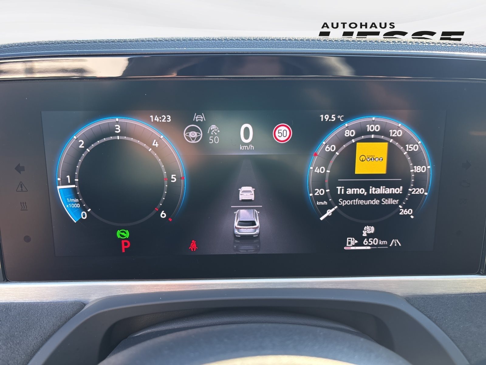 VW - Passat Variant 2.0 TDI R-Line DSG AHK LED ACC_18