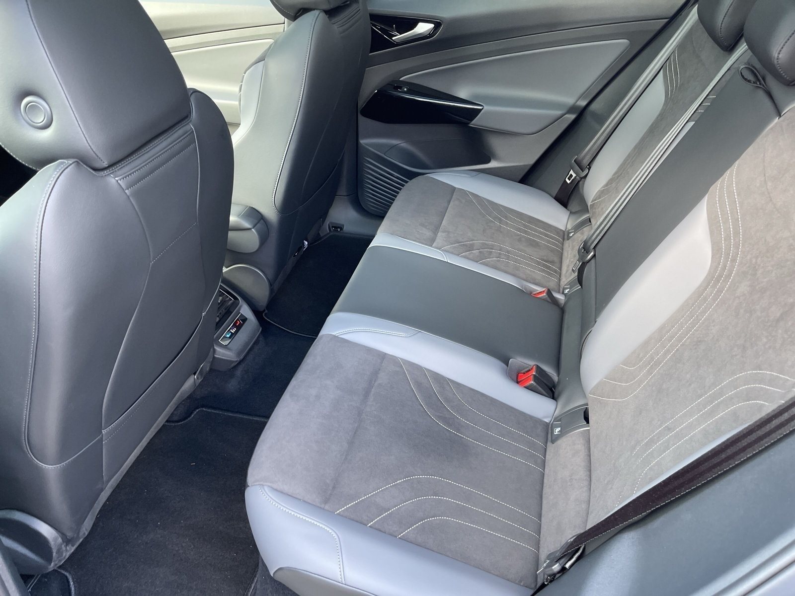 Fahrzeugbild_4 Fahrzeugbild_4